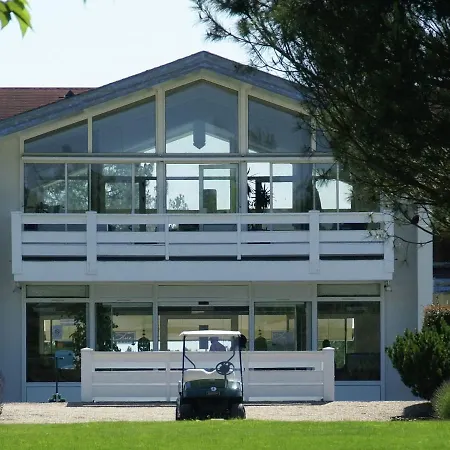 公寓 In A Surroundings, 6 Km From